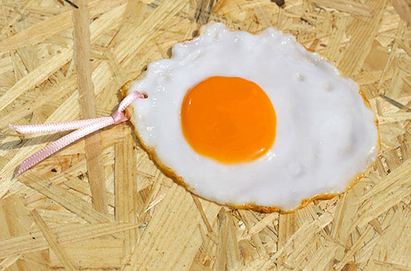 Закладка у вигляді смаженого яйця