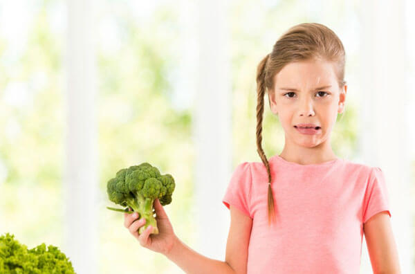Дитина з броколі