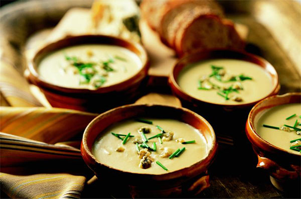 Крем-суп із картоплі та порею