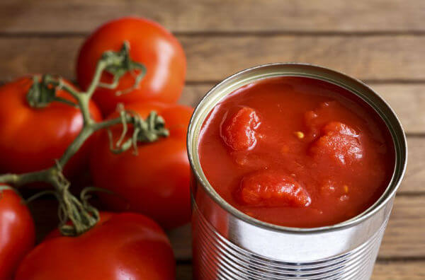 Свіжі та консервовані томати