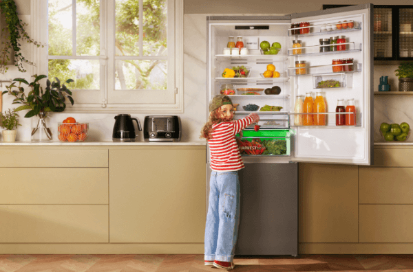 Холодильник з технологією HARVESTfresh
