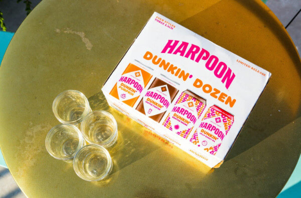Коробка з пивом Harpoon Dunkin' Dozen