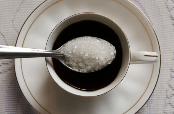 Ложка цукру і горнятко кави