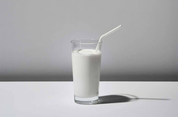 Склянка молока