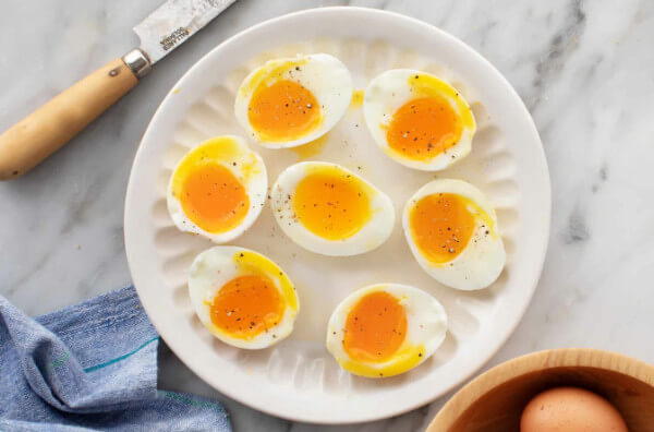 Варені яйця з рідким жовтком