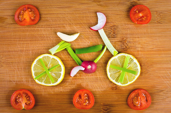 Велосипед з овочів