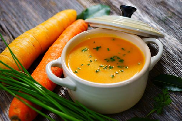 Морквяно-імбирний крем-суп
