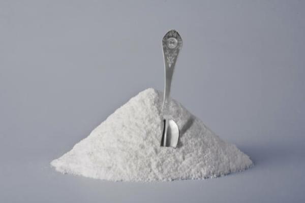 Ложка у гірці цукру